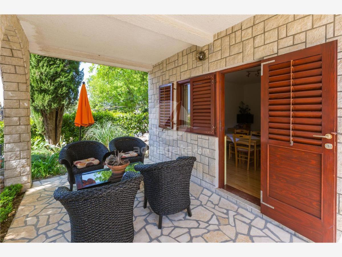 Apartments Dora Selce Exterior photo