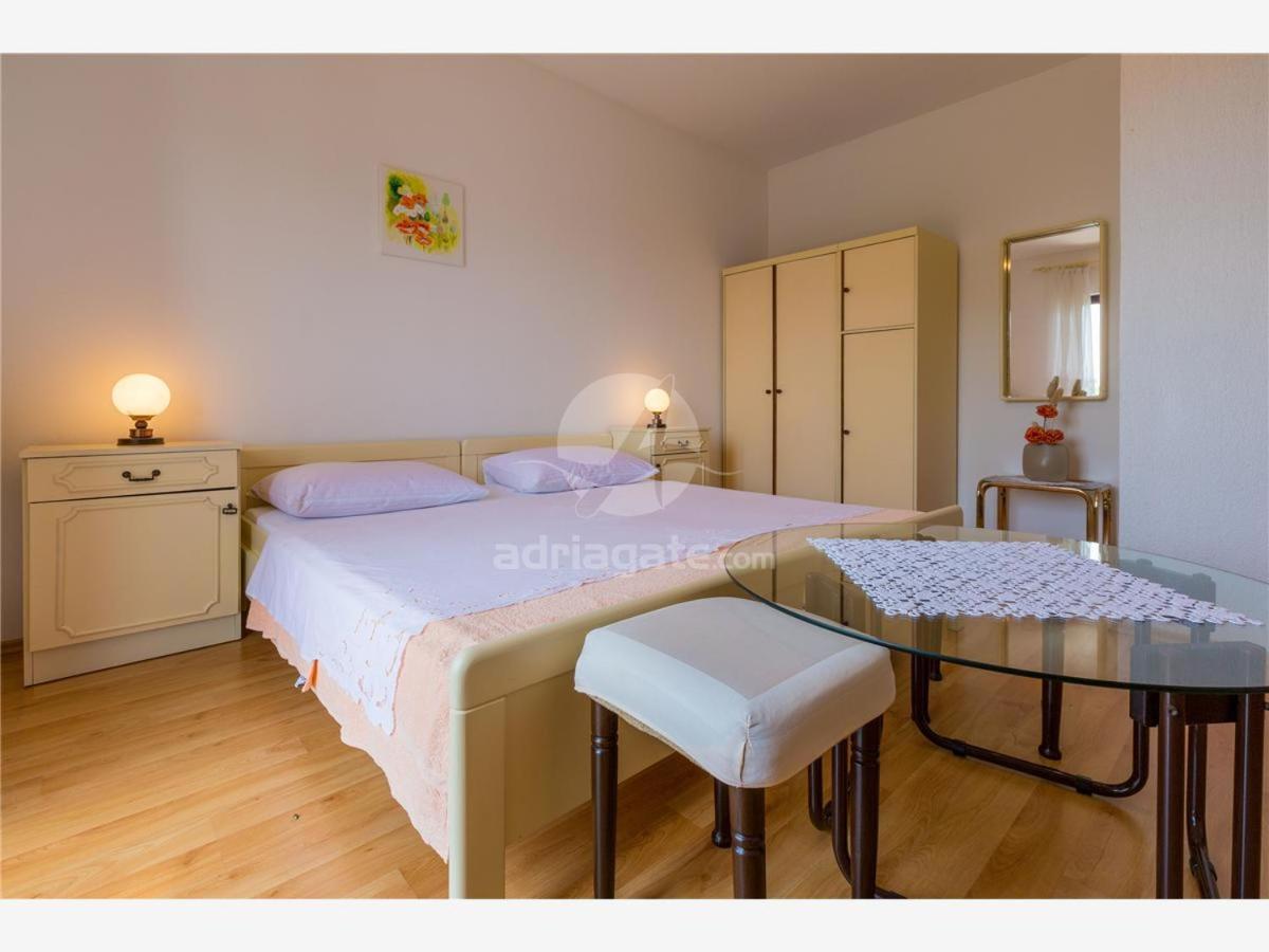 Apartments Dora Selce Exterior photo